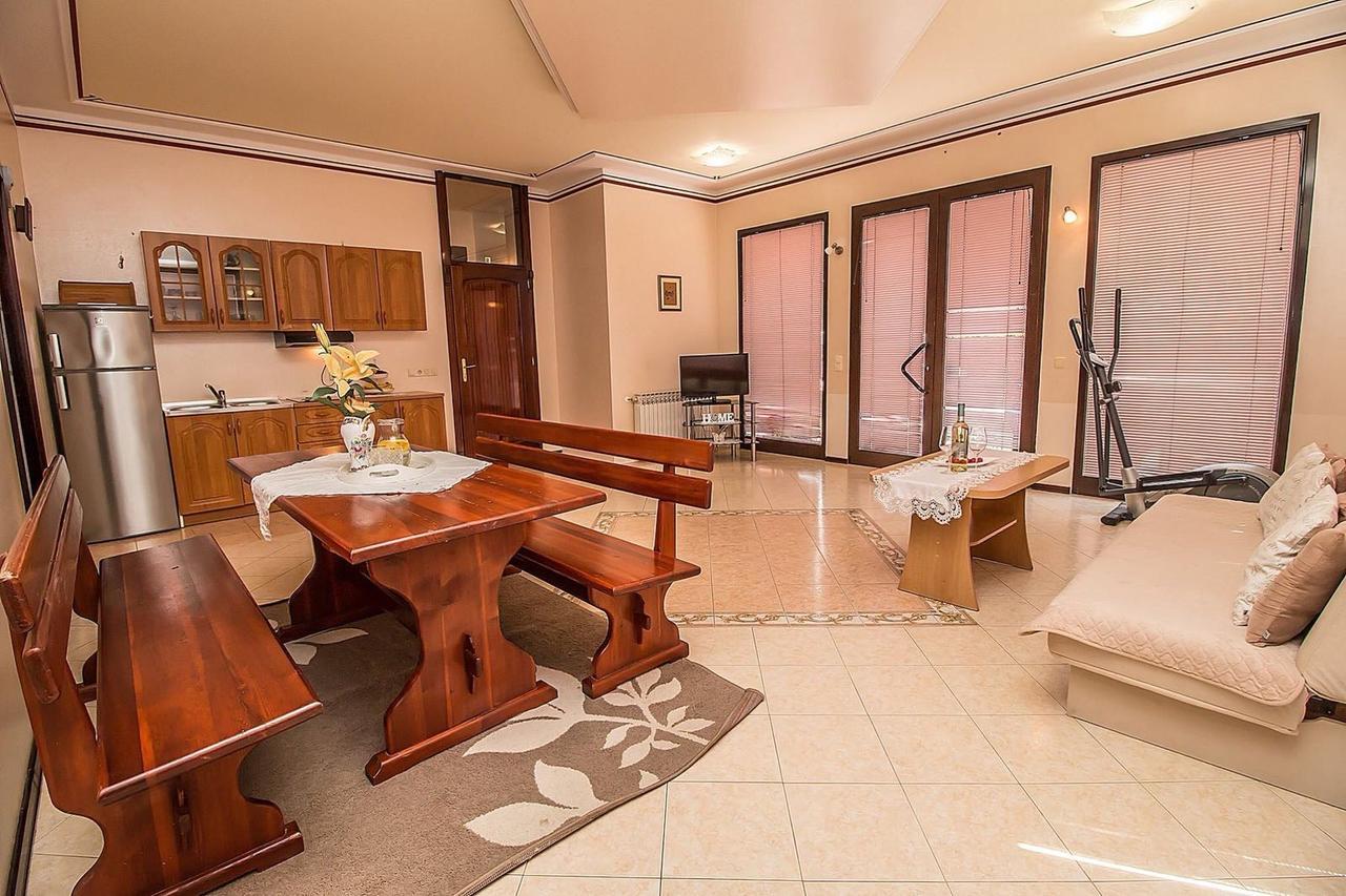Villa Rose روفينج المظهر الخارجي الصورة